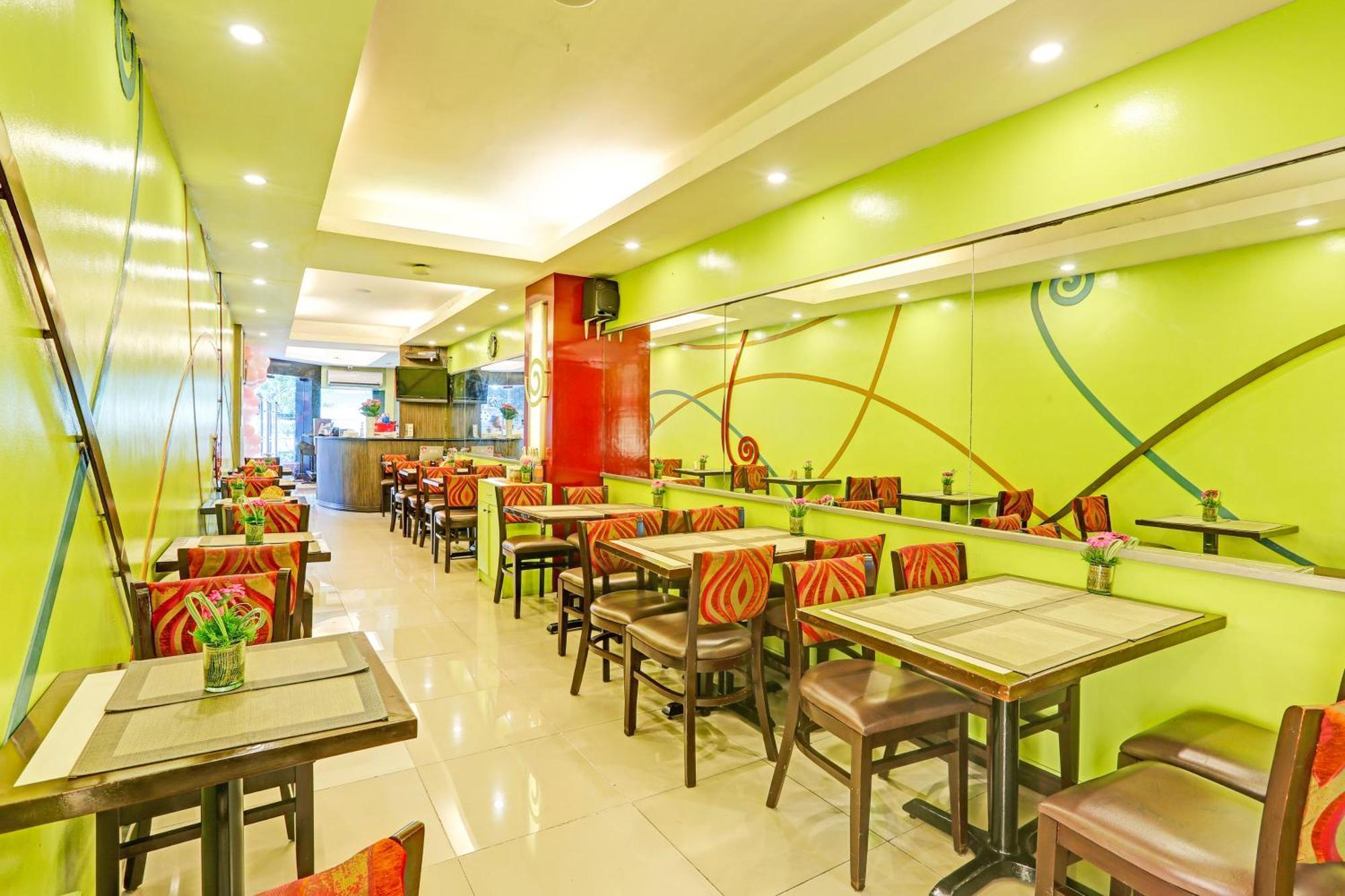 Townhouse Oak Vip Suites, Near Pnr Pasay Evangelista, Makati Manila 마카티 외부 사진