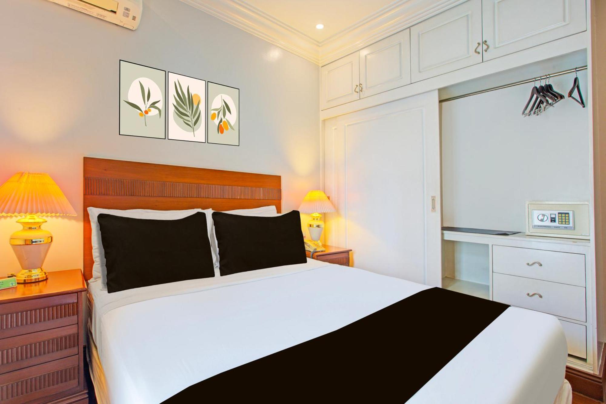 Townhouse Oak Vip Suites, Near Pnr Pasay Evangelista, Makati Manila 마카티 외부 사진