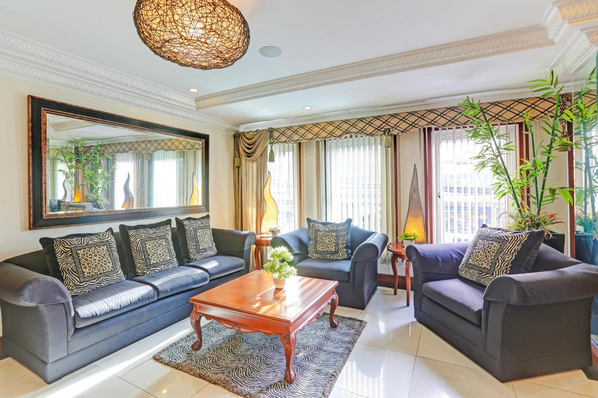 Townhouse Oak Vip Suites, Near Pnr Pasay Evangelista, Makati Manila 마카티 외부 사진