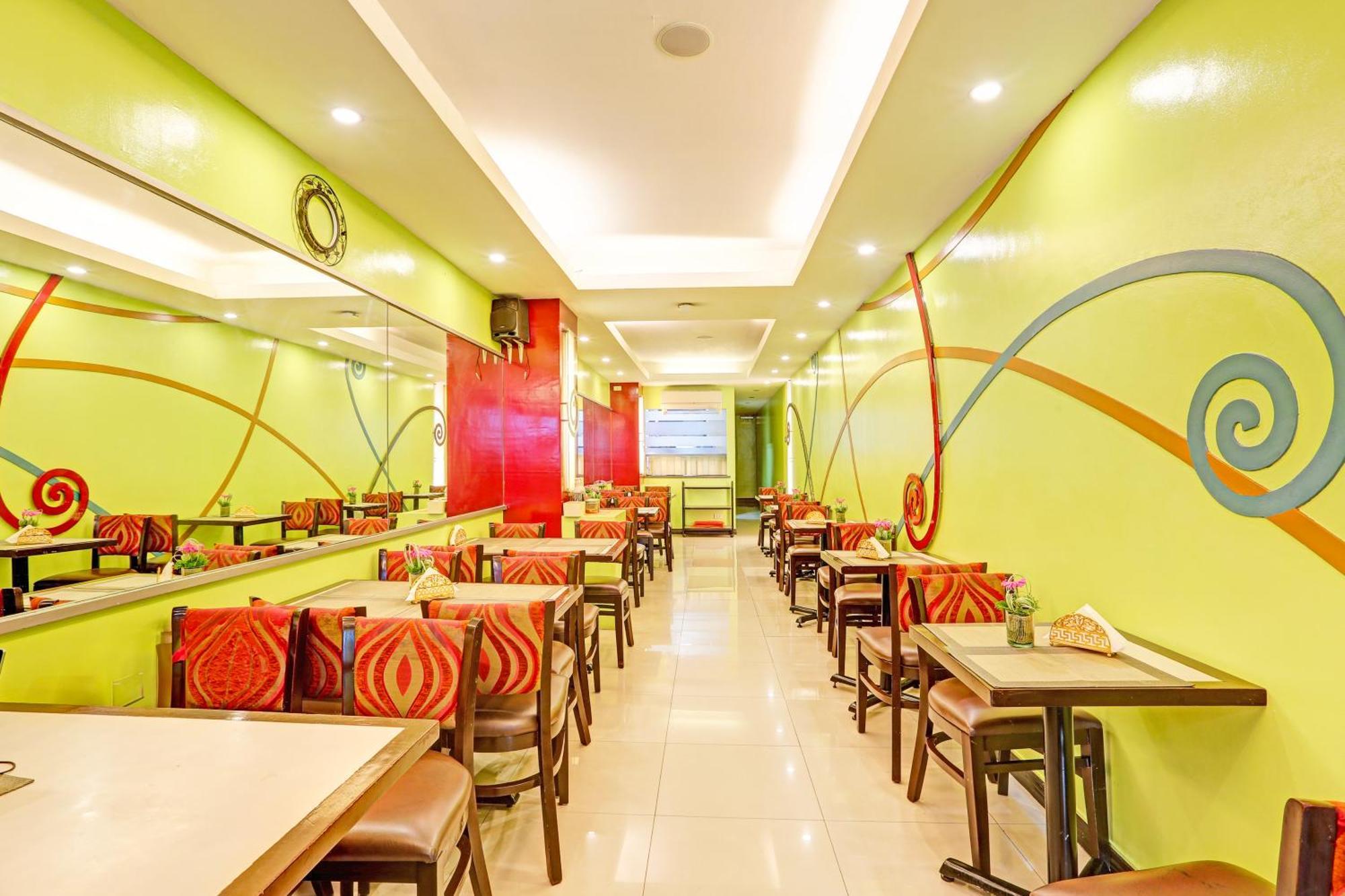 Townhouse Oak Vip Suites, Near Pnr Pasay Evangelista, Makati Manila 마카티 외부 사진