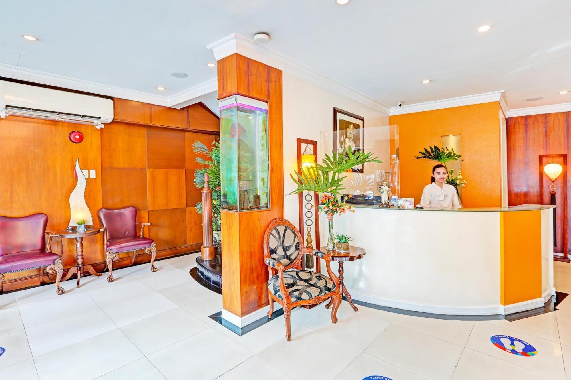 Townhouse Oak Vip Suites, Near Pnr Pasay Evangelista, Makati Manila 마카티 외부 사진